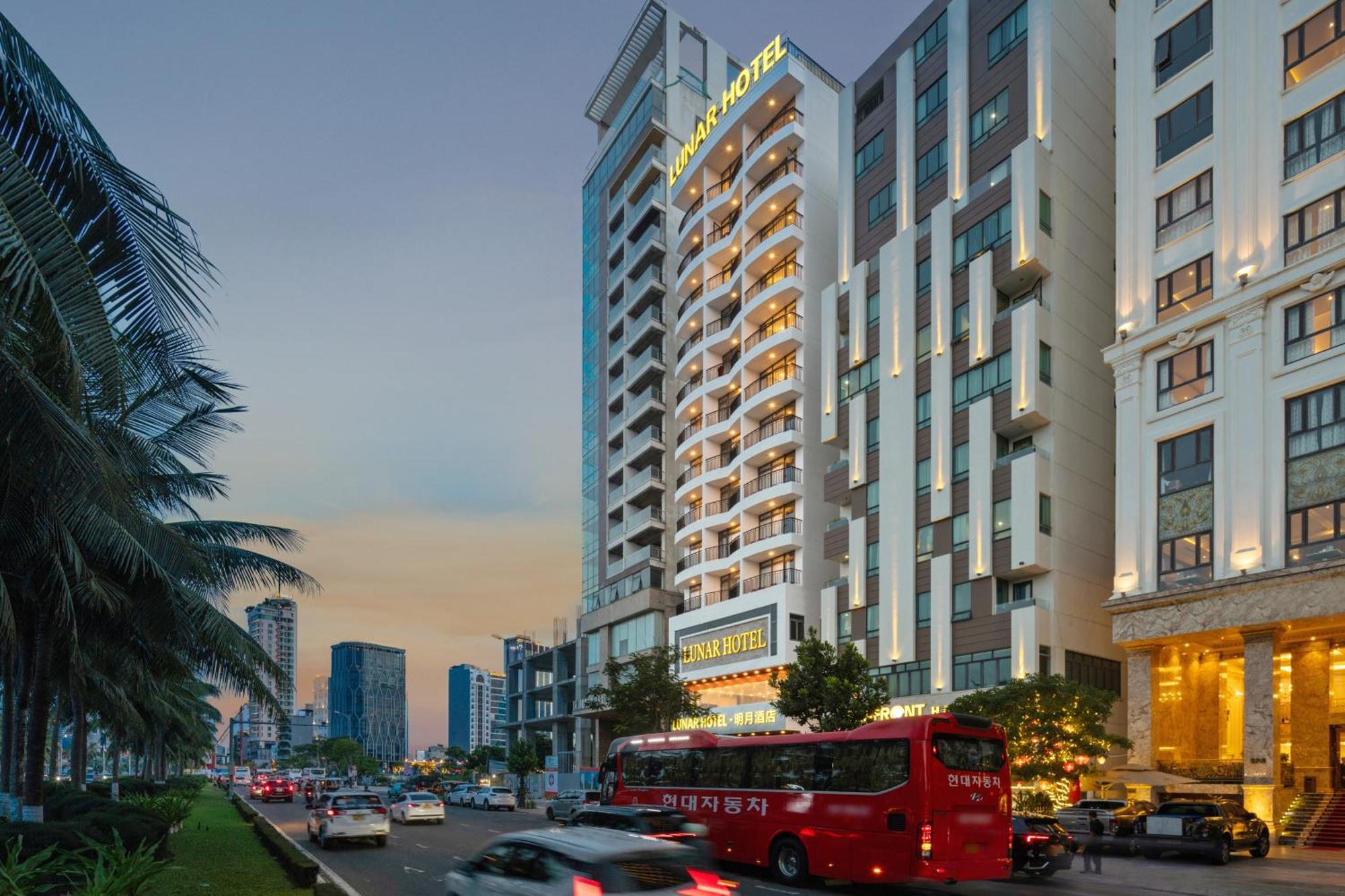 Lunar Hotel Danang Da Nang Exterior foto