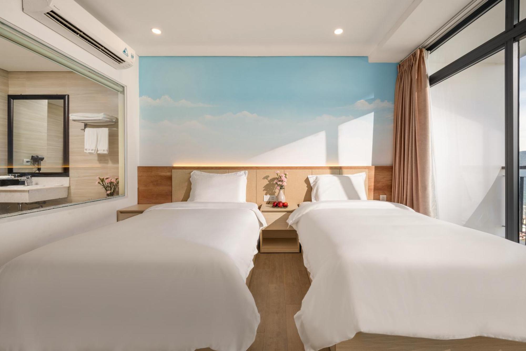 Lunar Hotel Danang Da Nang Exterior foto