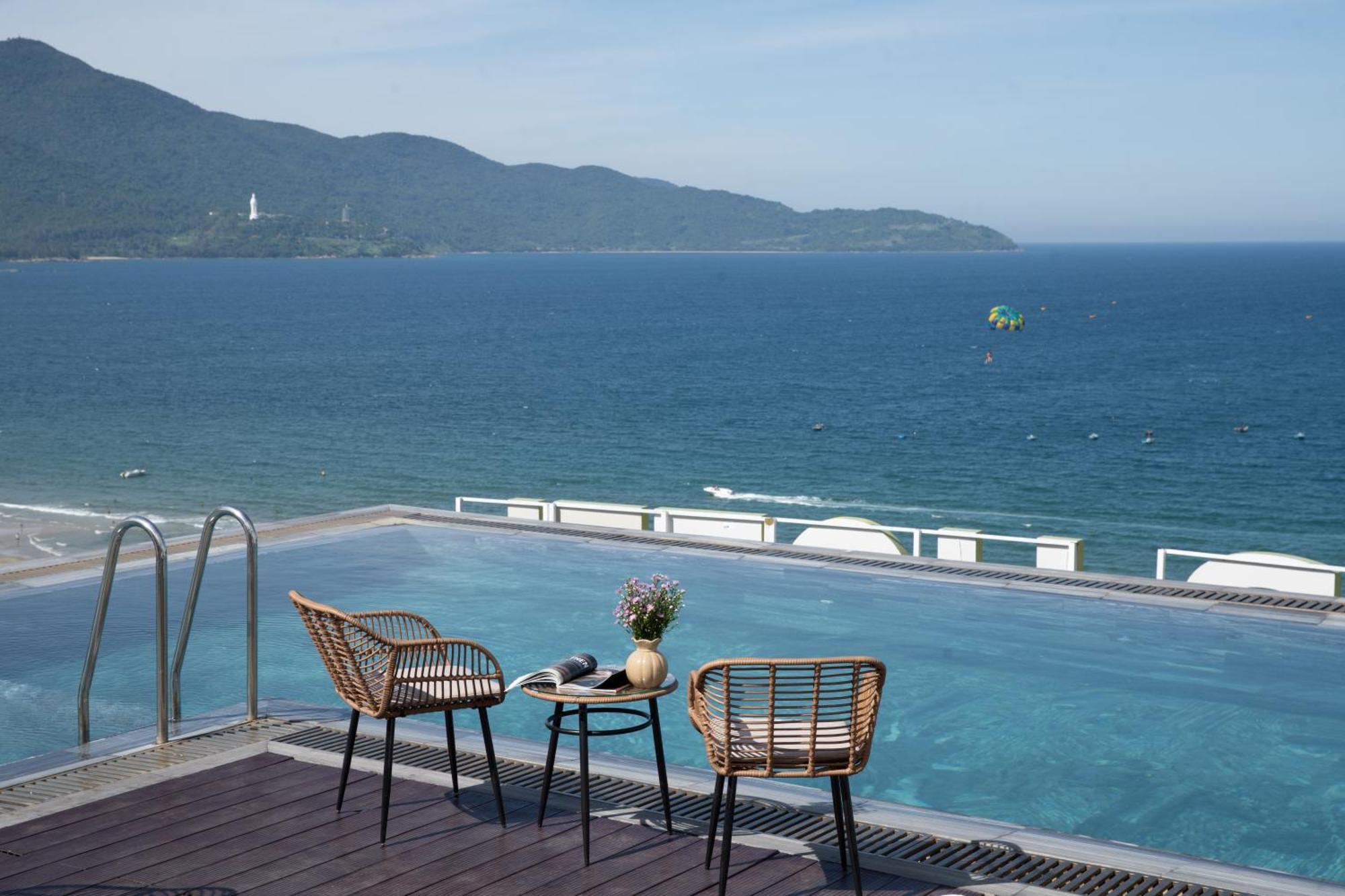 Lunar Hotel Danang Da Nang Exterior foto